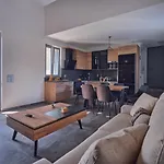 Olea & Ramus Paros * Isterni (Paros)