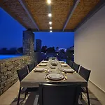 Olea & Ramus Paros * Isterni (Paros)